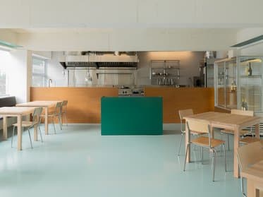 Al thing and kitchen