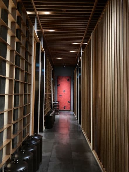 Gyeongbokgung Black Oakwood Branch