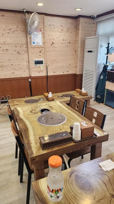 Gyeongbokgung Dumplings / Northern Style Dumpling Specialty