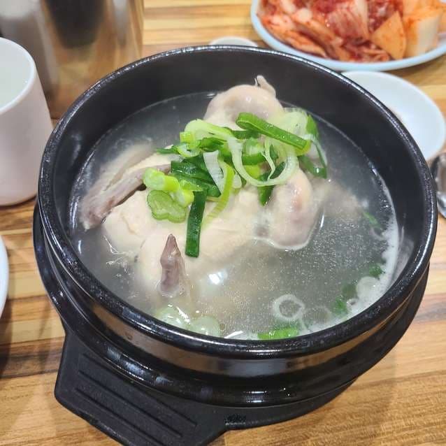 Hanbang Jangsu Samgyetang