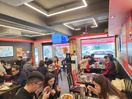 Hong Kong Banjeom 0410 Mapo Seobu Court Branch