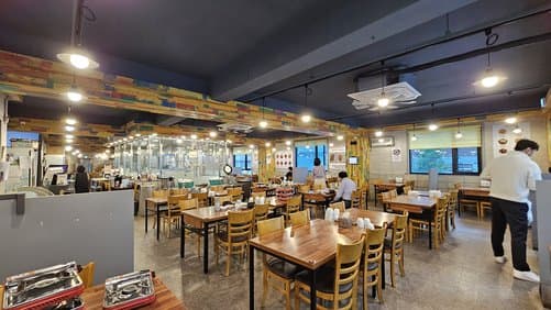 Matdolroman (Millstone Only) Seoul City Hall