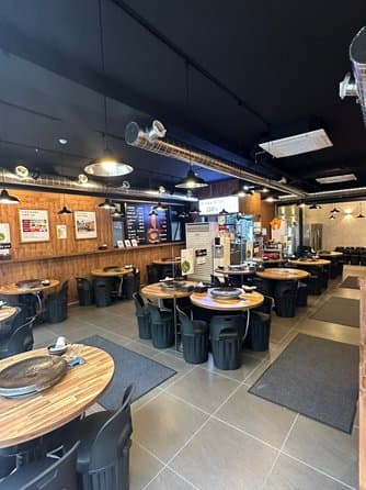 Musoe Kimchi Samgyeob Sinchon Branch