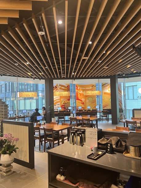 Neungrado Myeongdong Branch