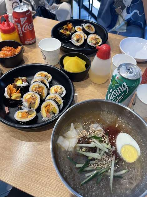 Ssada Gimbab sangwangsim-ni