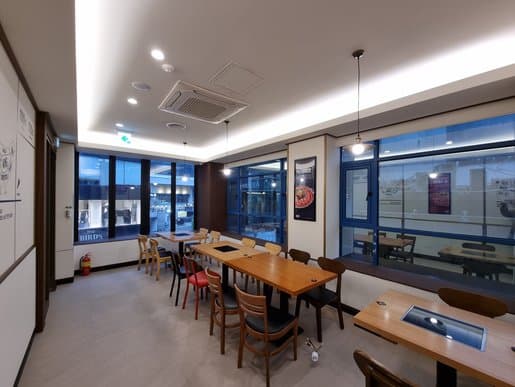 Wonhalmeoni Bossam Jokbal&bakgabudae(Myeongdong Branch)